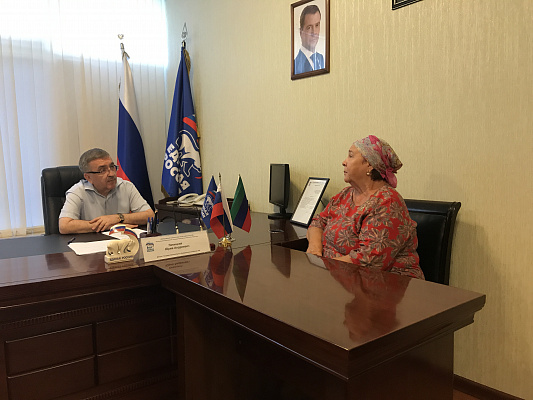 Депутат Госдумы Юрий Левицкий провел прием граждан в Дагестане